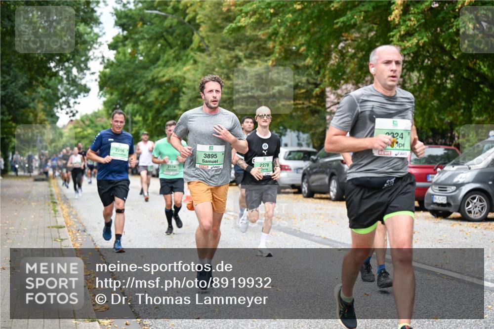 21.09.2025 - PSD Bank Halbmarathon Dr. Thomas Lammeyer http://msf.ph/oto/8919932 21.09.2025 10:38:34 Laufen 2256, 3895, 2278, 2174, 24 meine-sportfotos.de