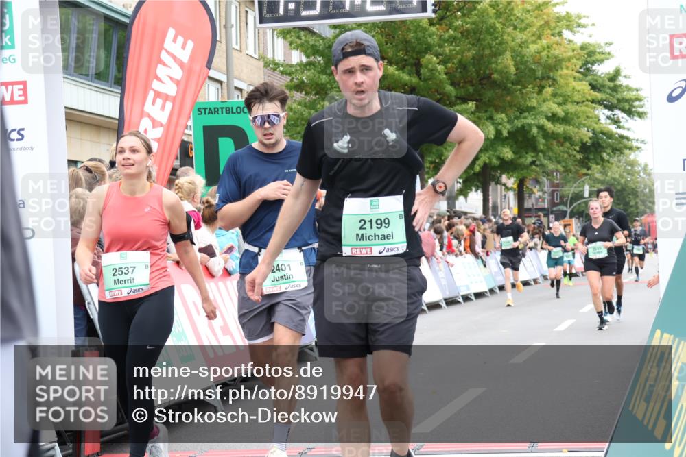 21.09.2025 - PSD Bank Halbmarathon Strokosch-Dieckow http://msf.ph/oto/8919947 21.09.2025 11:53:47 Ziel 1254, 1572, 1724, 2199, 2309, 2401, 2537, 2545, 2625, 2687, 2804, 3901, 3997 meine-sportfotos.de