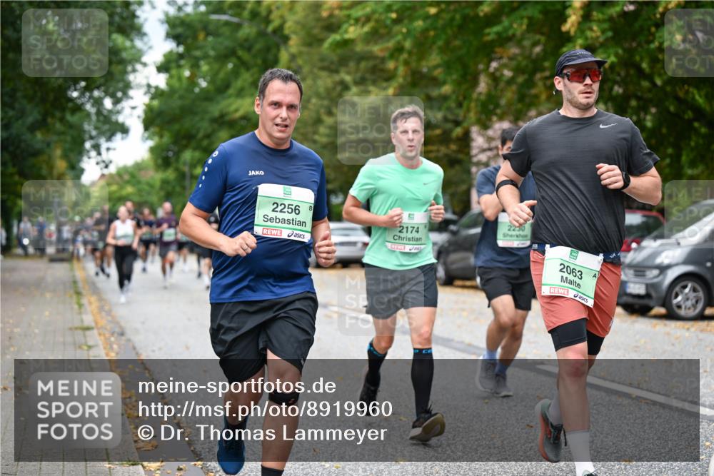 21.09.2025 - PSD Bank Halbmarathon Dr. Thomas Lammeyer http://msf.ph/oto/8919960 21.09.2025 10:38:36 Laufen 2256, 2174, 223, 2063 meine-sportfotos.de