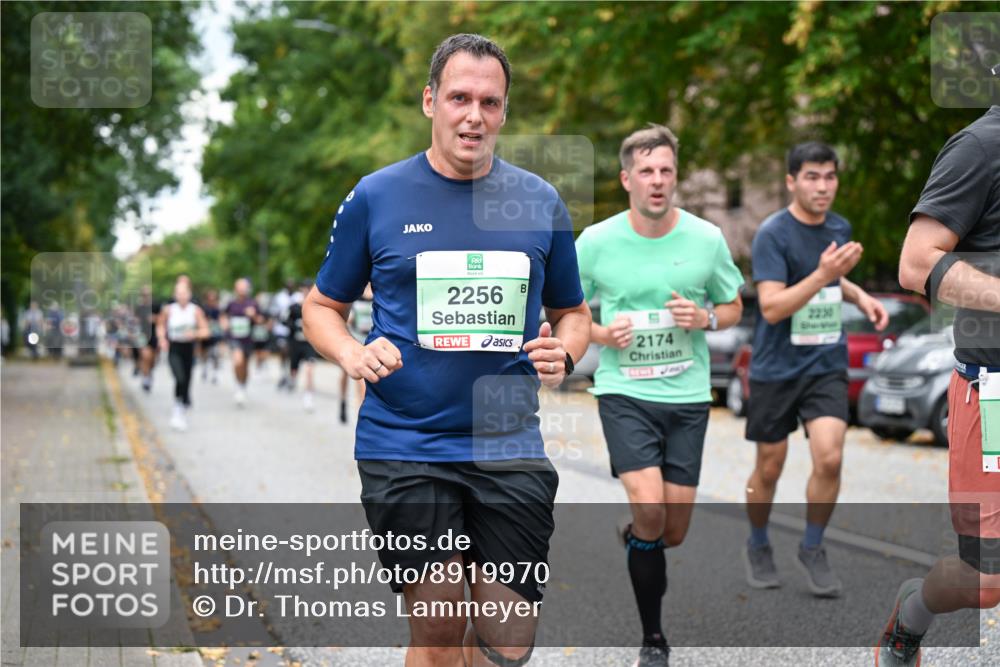 21.09.2025 - PSD Bank Halbmarathon Dr. Thomas Lammeyer http://msf.ph/oto/8919970 21.09.2025 10:38:37 Laufen 2256, 2174, 2230 meine-sportfotos.de
