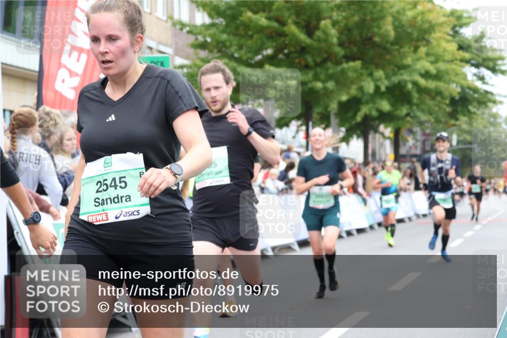 21.09.2025 - PSD Bank Halbmarathon Strokosch-Dieckow http://msf.ph/oto/8919975 21.09.2025 11:53:53 Ziel 1396, 1572, 1752, 2199, 2401, 2537, 2545, 2687, 2805, 2991, 3997 meine-sportfotos.de
