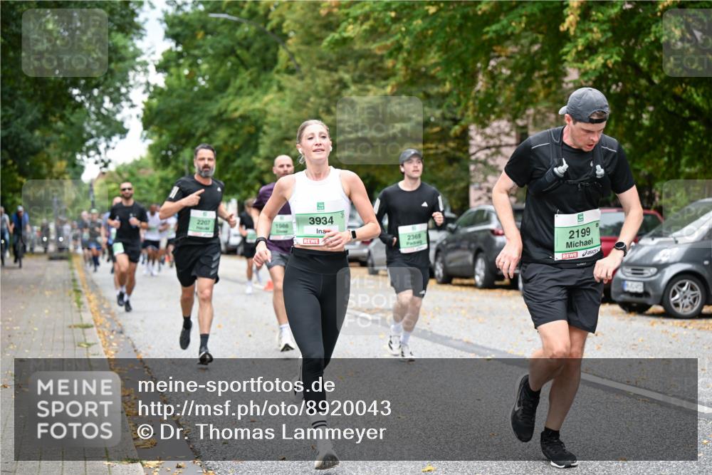 21.09.2025 - PSD Bank Halbmarathon Dr. Thomas Lammeyer http://msf.ph/oto/8920043 21.09.2025 10:38:41 Laufen 2207, 3934, 1986, 2369, 2199 meine-sportfotos.de
