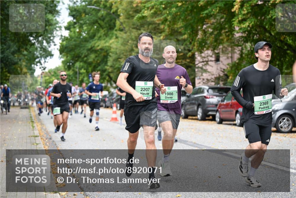 21.09.2025 - PSD Bank Halbmarathon Dr. Thomas Lammeyer http://msf.ph/oto/8920071 21.09.2025 10:38:42 Laufen 2207, 1986, 2369 meine-sportfotos.de