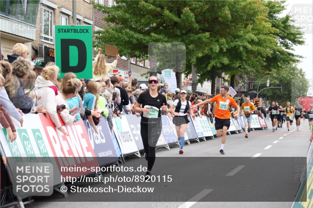 21.09.2025 - PSD Bank Halbmarathon Strokosch-Dieckow http://msf.ph/oto/8920115 21.09.2025 11:54:10 Ziel 2144, 2420, 2461, 2505, 2736, 2863, 3938 meine-sportfotos.de