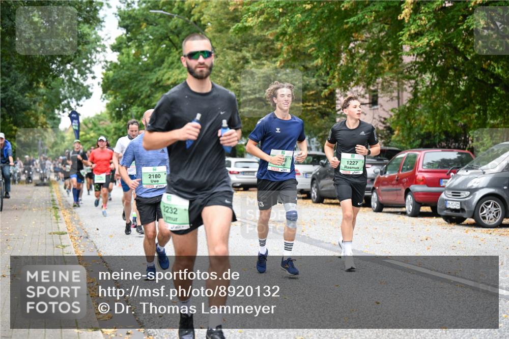 21.09.2025 - PSD Bank Halbmarathon Dr. Thomas Lammeyer http://msf.ph/oto/8920132 21.09.2025 10:38:45 Laufen 2180, 2232, 3, 1227, 4915 meine-sportfotos.de