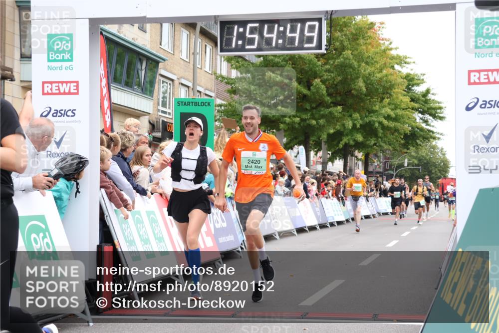 21.09.2025 - PSD Bank Halbmarathon Strokosch-Dieckow http://msf.ph/oto/8920152 21.09.2025 11:54:13 Ziel 2144, 2420, 2505, 2736, 2848, 2863, 3938 meine-sportfotos.de