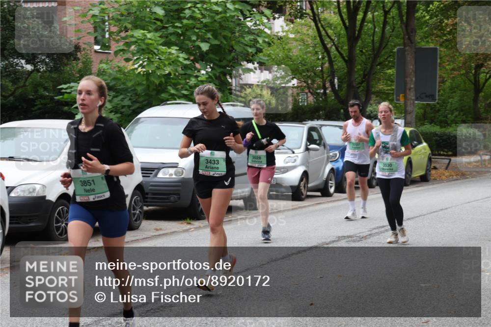 21.09.2025 - PSD Bank Halbmarathon Luisa Fischer http://msf.ph/oto/8920172 21.09.2025 12:02:30 Laufen 3851, 3433, 3028, 3737, 3530 meine-sportfotos.de