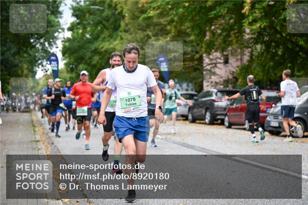 21.09.2025 - PSD Bank Halbmarathon Dr. Thomas Lammeyer http://msf.ph/oto/8920180 21.09.2025 10:38:48 Laufen 20, 1078 meine-sportfotos.de