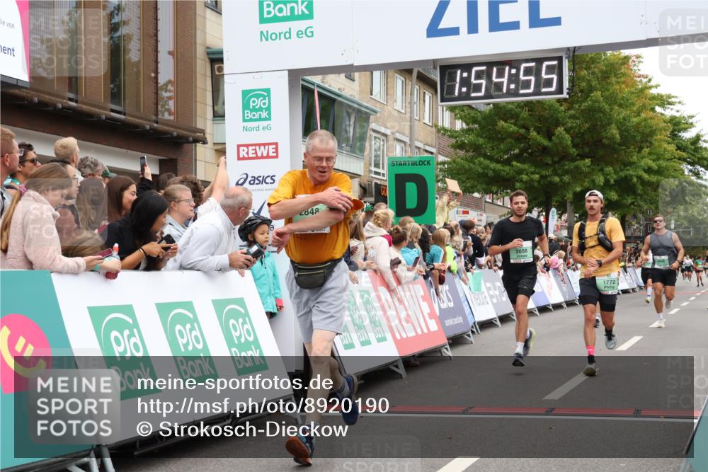 21.09.2025 - PSD Bank Halbmarathon Strokosch-Dieckow http://msf.ph/oto/8920190 21.09.2025 11:54:18 Ziel 1053, 1772, 2144, 2420, 2505, 2658, 2848, 4036 meine-sportfotos.de