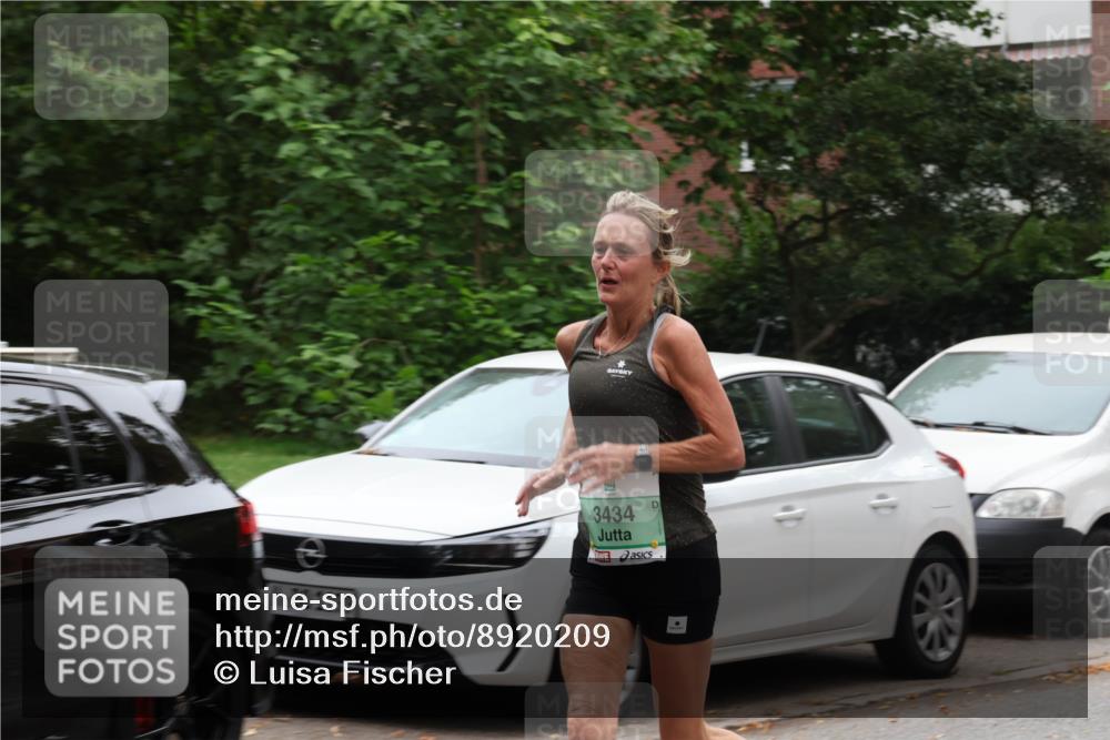 21.09.2025 - PSD Bank Halbmarathon Luisa Fischer http://msf.ph/oto/8920209 21.09.2025 12:02:43 Laufen 80, 1199, 3434 meine-sportfotos.de