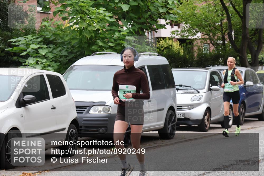 21.09.2025 - PSD Bank Halbmarathon Luisa Fischer http://msf.ph/oto/8920249 21.09.2025 12:02:54 Laufen 3330, 418, 3027 meine-sportfotos.de