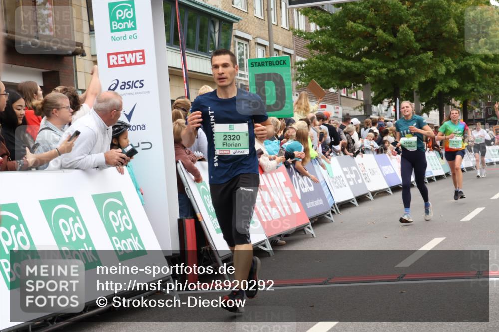 21.09.2025 - PSD Bank Halbmarathon Strokosch-Dieckow http://msf.ph/oto/8920292 21.09.2025 11:54:31 Ziel 1633, 1731, 2300, 2318, 2320, 2562 meine-sportfotos.de