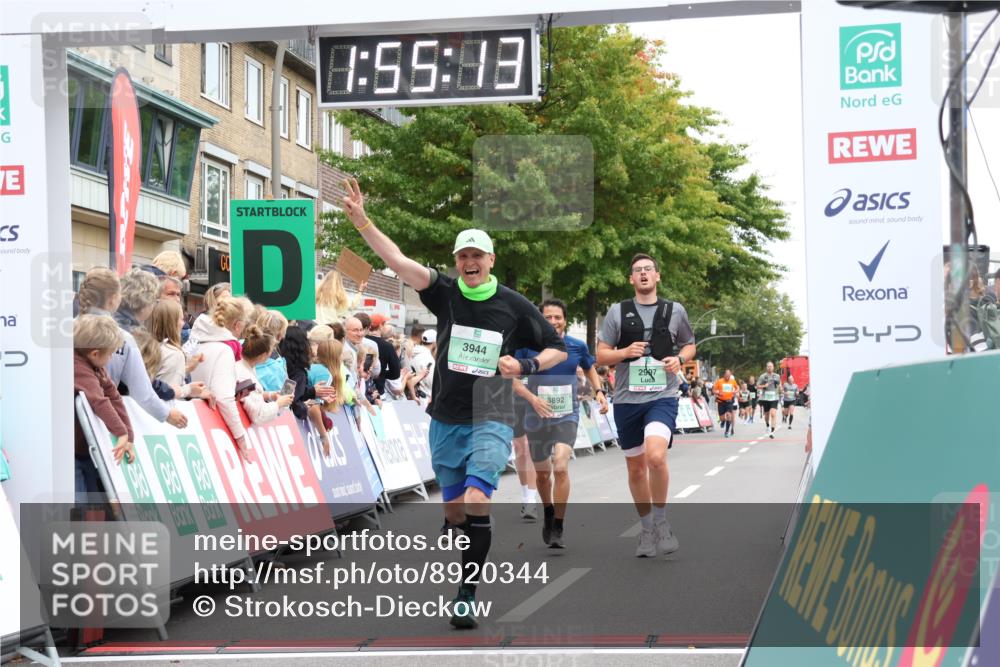 21.09.2025 - PSD Bank Halbmarathon Strokosch-Dieckow http://msf.ph/oto/8920344 21.09.2025 11:54:36 Ziel 1731, 2320, 2408, 2562, 2583, 2997, 3892, 3944 meine-sportfotos.de