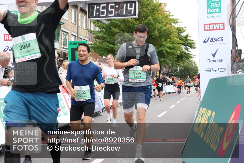 21.09.2025 - PSD Bank Halbmarathon Strokosch-Dieckow http://msf.ph/oto/8920356 21.09.2025 11:54:38 Ziel 1731, 2320, 2408, 2562, 2583, 2770, 2997, 3892, 3944 meine-sportfotos.de