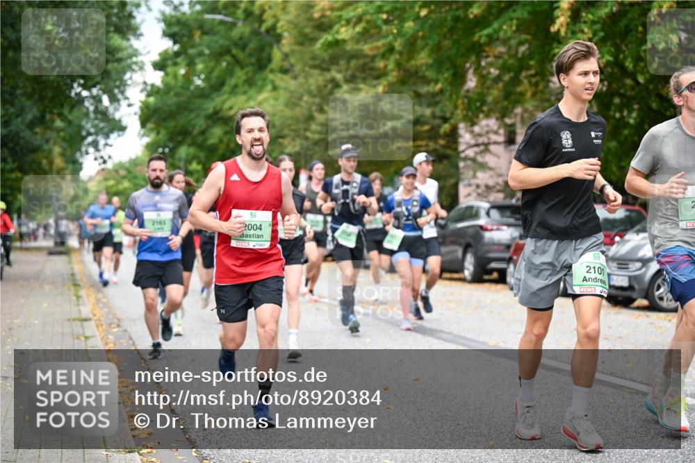21.09.2025 - PSD Bank Halbmarathon Dr. Thomas Lammeyer http://msf.ph/oto/8920384 21.09.2025 10:39:06 Laufen 2163, 2004, 2101 meine-sportfotos.de