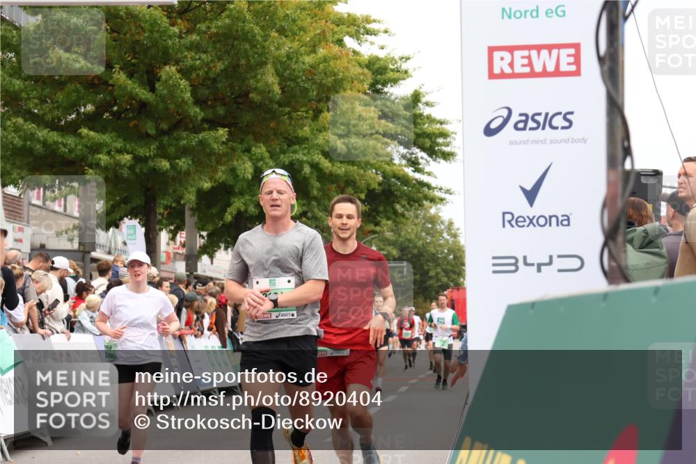 21.09.2025 - PSD Bank Halbmarathon Strokosch-Dieckow http://msf.ph/oto/8920404 21.09.2025 11:54:48 Ziel 1069, 1135, 2164, 2360, 2770, 2983, 3349, 4028 meine-sportfotos.de