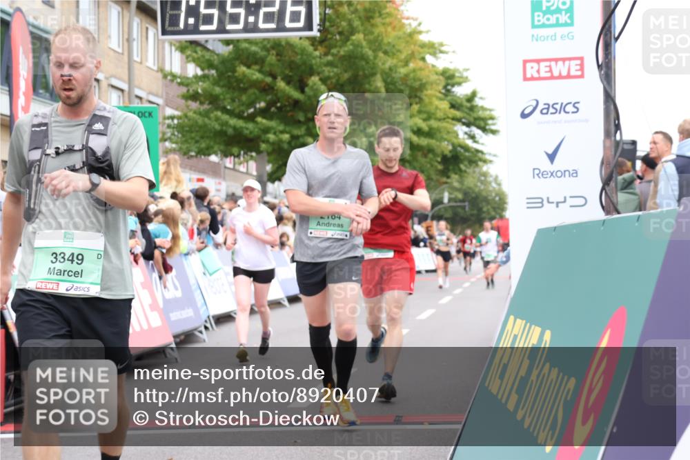 21.09.2025 - PSD Bank Halbmarathon Strokosch-Dieckow http://msf.ph/oto/8920407 21.09.2025 11:54:49 Ziel 1069, 1135, 2164, 2360, 2770, 2983, 3349, 4028 meine-sportfotos.de