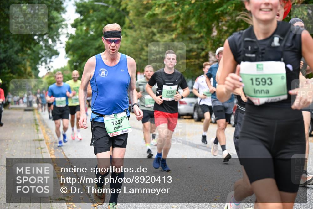 21.09.2025 - PSD Bank Halbmarathon Dr. Thomas Lammeyer http://msf.ph/oto/8920413 21.09.2025 10:39:10 Laufen 1328, 2634, 1593 meine-sportfotos.de