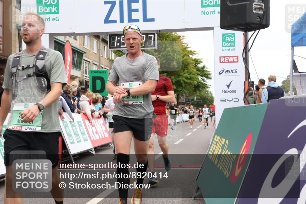 21.09.2025 - PSD Bank Halbmarathon Strokosch-Dieckow http://msf.ph/oto/8920414 21.09.2025 11:54:50 Ziel 1069, 1135, 2164, 2360, 2983, 3349, 4028 meine-sportfotos.de