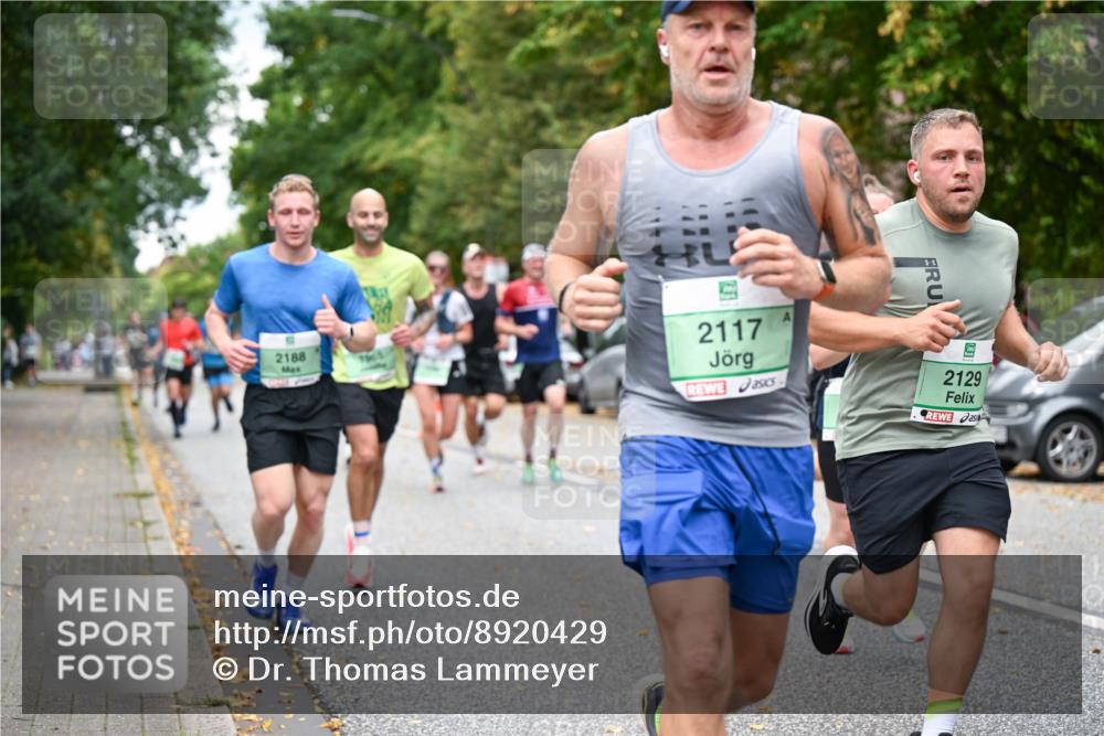 21.09.2025 - PSD Bank Halbmarathon Dr. Thomas Lammeyer http://msf.ph/oto/8920429 21.09.2025 10:39:12 Laufen 2188, 2117, 2129 meine-sportfotos.de
