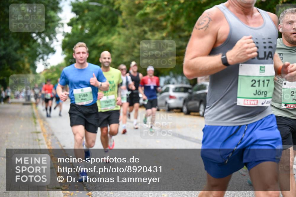 21.09.2025 - PSD Bank Halbmarathon Dr. Thomas Lammeyer http://msf.ph/oto/8920431 21.09.2025 10:39:12 Laufen 2117, 2188, 21 meine-sportfotos.de