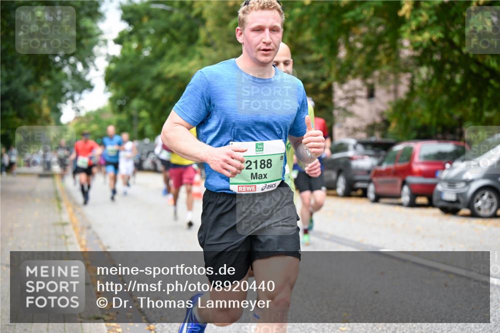 21.09.2025 - PSD Bank Halbmarathon Dr. Thomas Lammeyer http://msf.ph/oto/8920440 21.09.2025 10:39:13 Laufen 2188 meine-sportfotos.de
