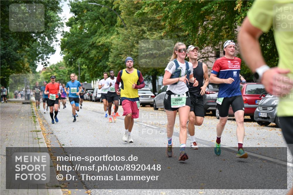 21.09.2025 - PSD Bank Halbmarathon Dr. Thomas Lammeyer http://msf.ph/oto/8920448 21.09.2025 10:39:14 Laufen 2053, 1992, 214, 2295, 4915 meine-sportfotos.de