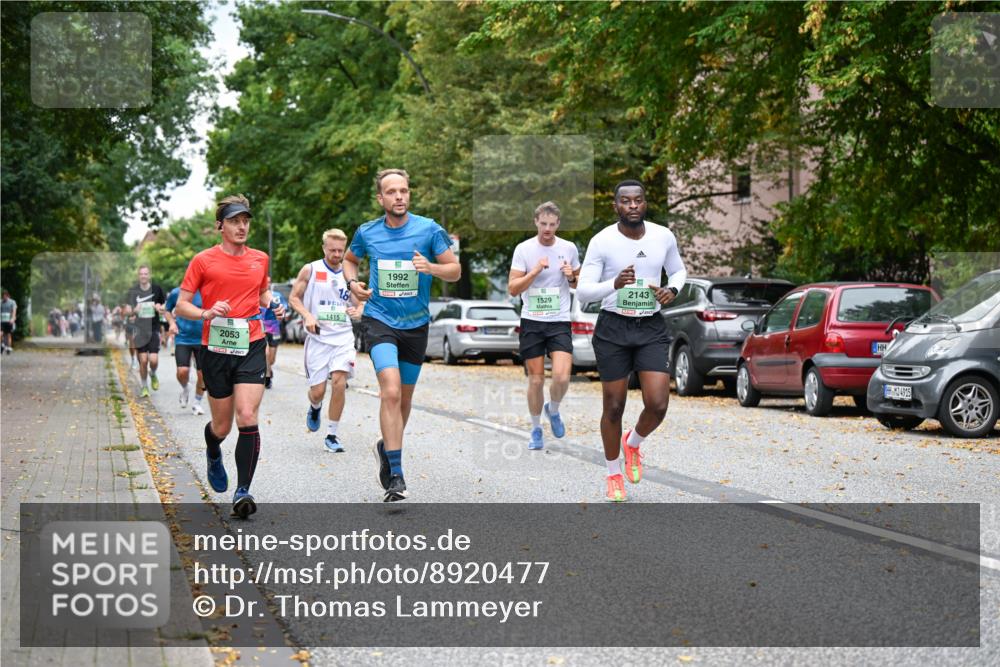21.09.2025 - PSD Bank Halbmarathon Dr. Thomas Lammeyer http://msf.ph/oto/8920477 21.09.2025 10:39:17 Laufen 2053, 18, 1415, 1992, 1529, 2143, 4915 meine-sportfotos.de