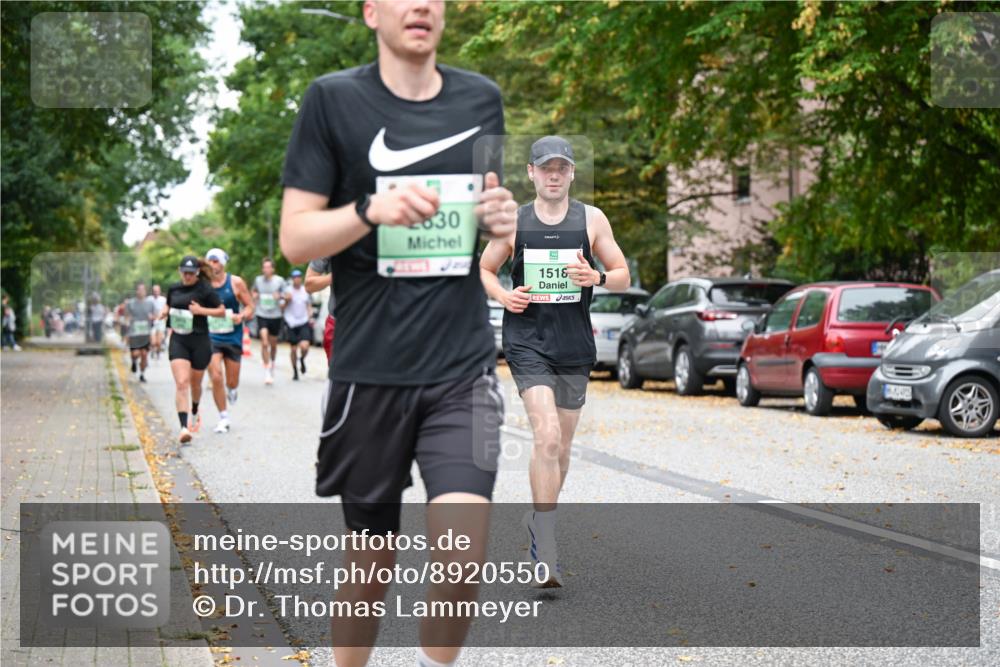 21.09.2025 - PSD Bank Halbmarathon Dr. Thomas Lammeyer http://msf.ph/oto/8920550 21.09.2025 10:39:25 Laufen 830, 1518 meine-sportfotos.de