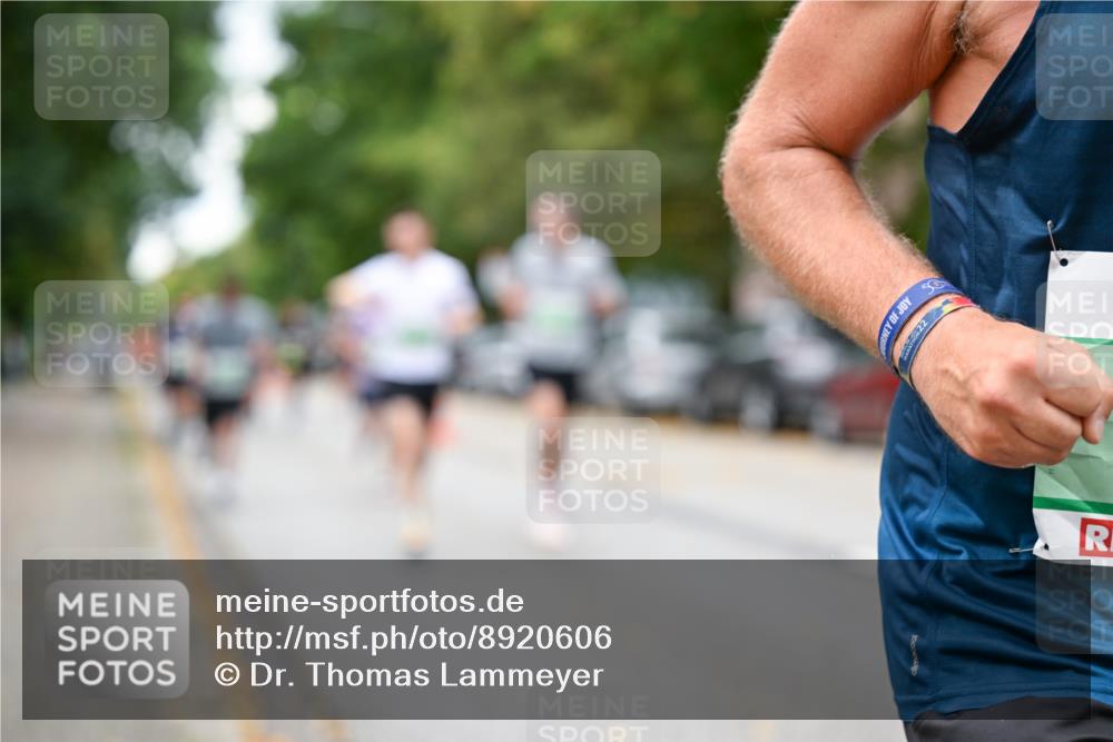 21.09.2025 - PSD Bank Halbmarathon Dr. Thomas Lammeyer http://msf.ph/oto/8920606 21.09.2025 10:39:31 Laufen 22, 50 meine-sportfotos.de