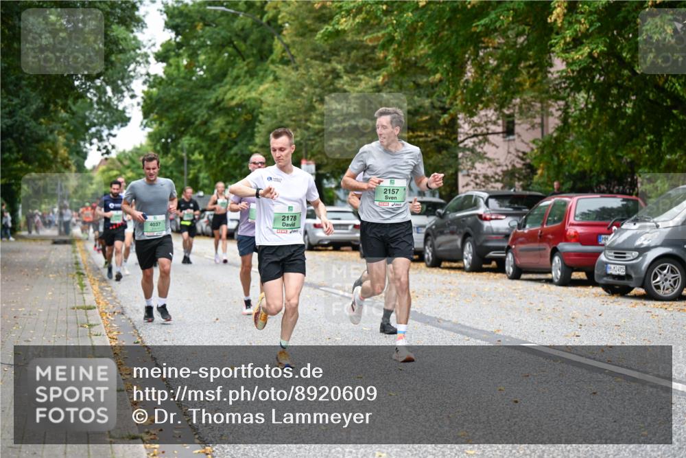 21.09.2025 - PSD Bank Halbmarathon Dr. Thomas Lammeyer http://msf.ph/oto/8920609 21.09.2025 10:39:31 Laufen 4037, 2178, 5, 2157 meine-sportfotos.de