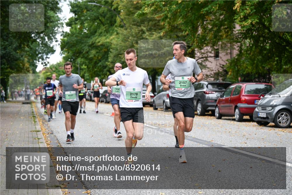 21.09.2025 - PSD Bank Halbmarathon Dr. Thomas Lammeyer http://msf.ph/oto/8920614 21.09.2025 10:39:32 Laufen 4037, 1956, 2178, 5, 2157, 2 meine-sportfotos.de