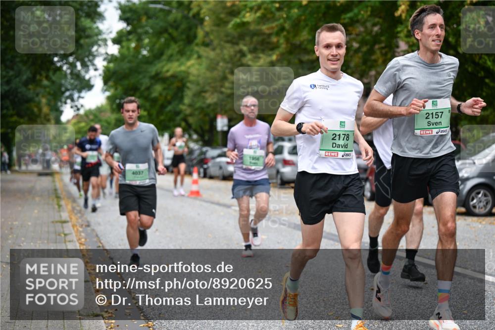 21.09.2025 - PSD Bank Halbmarathon Dr. Thomas Lammeyer http://msf.ph/oto/8920625 21.09.2025 10:39:33 Laufen 4037, 2178, 2157 meine-sportfotos.de