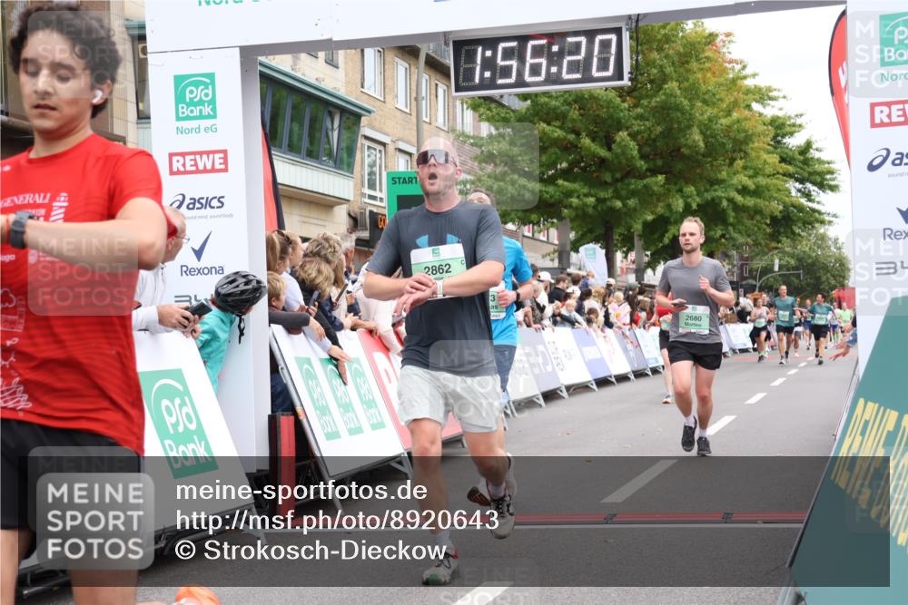 21.09.2025 - PSD Bank Halbmarathon Strokosch-Dieckow http://msf.ph/oto/8920643 21.09.2025 11:55:43 Ziel 1134, 1796, 2273, 2451, 2541, 2673, 2680, 2815, 2862, 2936, 3979, 4052 meine-sportfotos.de