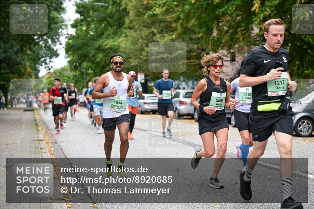 21.09.2025 - PSD Bank Halbmarathon Dr. Thomas Lammeyer http://msf.ph/oto/8920685 21.09.2025 10:39:39 Laufen 1934, 5, 2589, 2152, 1217 meine-sportfotos.de
