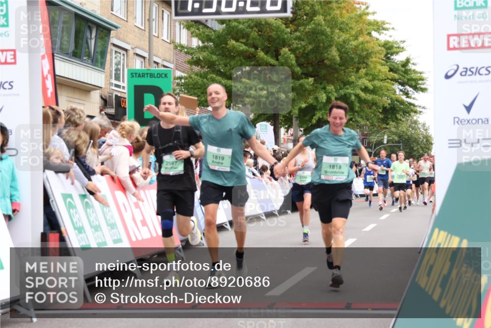 21.09.2025 - PSD Bank Halbmarathon Strokosch-Dieckow http://msf.ph/oto/8920686 21.09.2025 11:55:51 Ziel 1134, 1818, 1819, 2273, 2399, 2587, 2642, 2673, 2680 meine-sportfotos.de