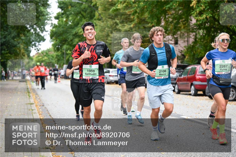 21.09.2025 - PSD Bank Halbmarathon Dr. Thomas Lammeyer http://msf.ph/oto/8920706 21.09.2025 10:39:43 Laufen 1959, 21, 2106, 2267 meine-sportfotos.de