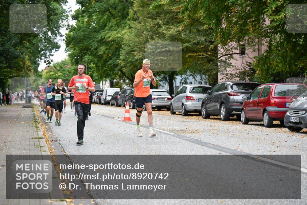 21.09.2025 - PSD Bank Halbmarathon Dr. Thomas Lammeyer http://msf.ph/oto/8920742 21.09.2025 10:39:48 Laufen 2391, 102, 1798, 4915 meine-sportfotos.de