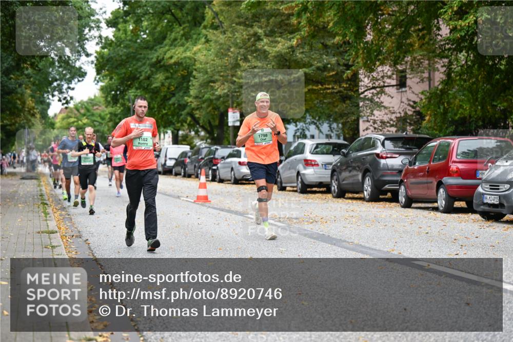 21.09.2025 - PSD Bank Halbmarathon Dr. Thomas Lammeyer http://msf.ph/oto/8920746 21.09.2025 10:39:49 Laufen 2391, 1798, 1102, 4915 meine-sportfotos.de
