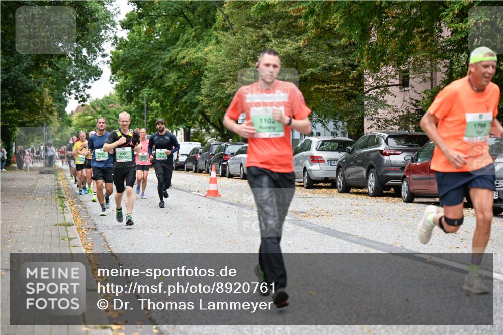 21.09.2025 - PSD Bank Halbmarathon Dr. Thomas Lammeyer http://msf.ph/oto/8920761 21.09.2025 10:39:51 Laufen 2233, 2391, 1321, 1102, 1798, 915 meine-sportfotos.de
