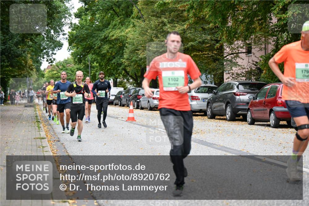 21.09.2025 - PSD Bank Halbmarathon Dr. Thomas Lammeyer http://msf.ph/oto/8920762 21.09.2025 10:39:51 Laufen 2391, 1321, 1102, 179 meine-sportfotos.de