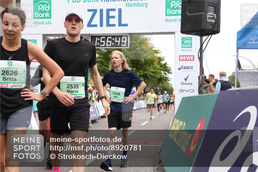 21.09.2025 - PSD Bank Halbmarathon Strokosch-Dieckow http://msf.ph/oto/8920781 21.09.2025 11:56:12 Ziel 1038, 1133, 1615, 2187, 2323, 2535, 2626, 2678, 2792, 2829, 2884, 3100, 3903, 3996, 4062 meine-sportfotos.de