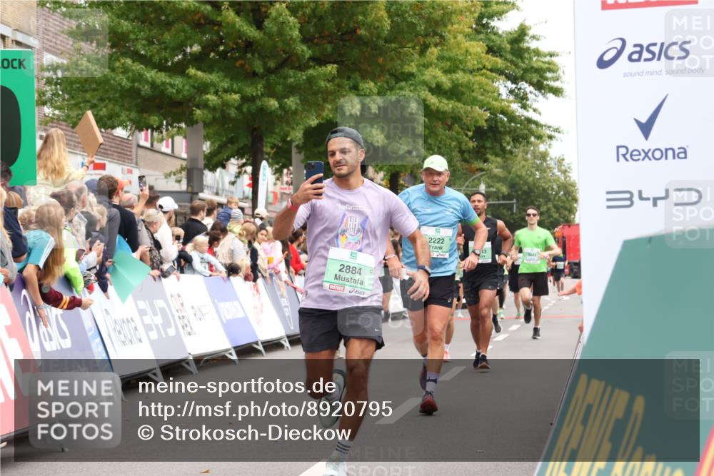 21.09.2025 - PSD Bank Halbmarathon Strokosch-Dieckow http://msf.ph/oto/8920795 21.09.2025 11:56:16 Ziel 1038, 1615, 2187, 2222, 2323, 2535, 2626, 2792, 2884, 3743, 3903, 3996, 4013, 4062 meine-sportfotos.de