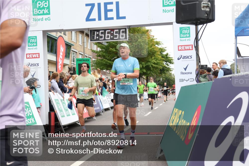 21.09.2025 - PSD Bank Halbmarathon Strokosch-Dieckow http://msf.ph/oto/8920814 21.09.2025 11:56:19 Ziel 1615, 2187, 2222, 2884, 2954, 3101, 3743, 3943, 3947, 3996, 4013 meine-sportfotos.de