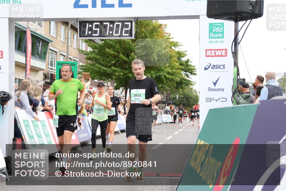 21.09.2025 - PSD Bank Halbmarathon Strokosch-Dieckow http://msf.ph/oto/8920841 21.09.2025 11:56:25 Ziel 1194, 1470, 2222, 2315, 2954, 3101, 3743, 3933, 3943, 3947, 4013 meine-sportfotos.de