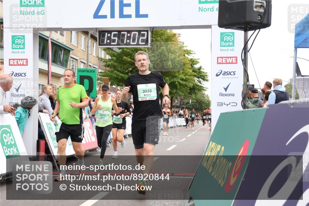 21.09.2025 - PSD Bank Halbmarathon Strokosch-Dieckow http://msf.ph/oto/8920844 21.09.2025 11:56:26 Ziel 1194, 1470, 2222, 2315, 2954, 3101, 3743, 3933, 3943, 3947, 4013 meine-sportfotos.de