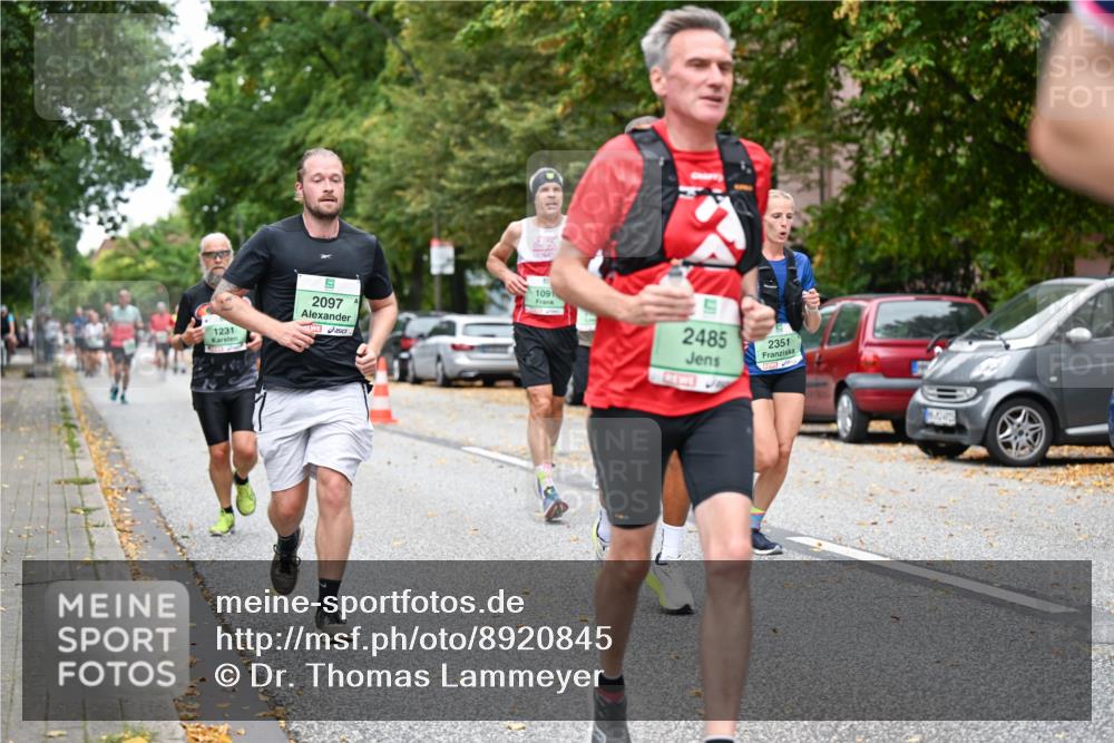 21.09.2025 - PSD Bank Halbmarathon Dr. Thomas Lammeyer http://msf.ph/oto/8920845 21.09.2025 10:40:02 Laufen 1231, 2097, 1091, 2485, 2351 meine-sportfotos.de