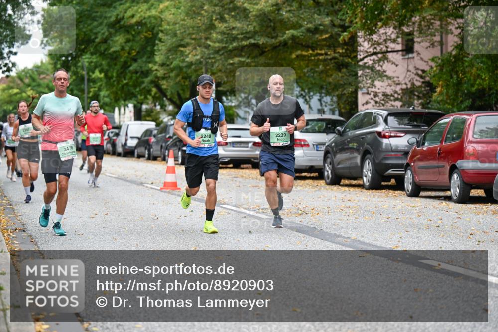 21.09.2025 - PSD Bank Halbmarathon Dr. Thomas Lammeyer http://msf.ph/oto/8920903 21.09.2025 10:40:09 Laufen 2307, 2478, 2240, 2239 meine-sportfotos.de