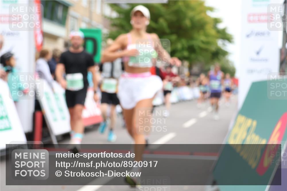 21.09.2025 - PSD Bank Halbmarathon Strokosch-Dieckow http://msf.ph/oto/8920917 21.09.2025 11:56:43 Ziel 1190, 2189, 2225, 2591, 2704, 2717, 2719, 2746, 2878 meine-sportfotos.de
