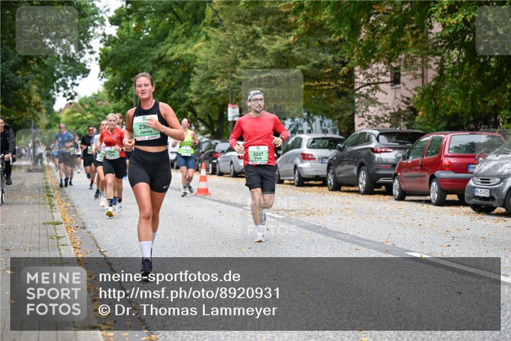 21.09.2025 - PSD Bank Halbmarathon Dr. Thomas Lammeyer http://msf.ph/oto/8920931 21.09.2025 10:40:13 Laufen 1368, 230, 2227, 4915 meine-sportfotos.de